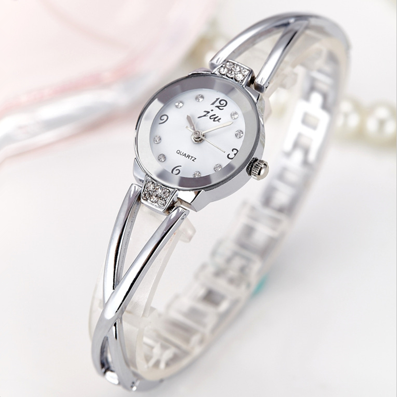 Nouveau à la mode femmes Brace - Minimalist Thin Watch avis et prix