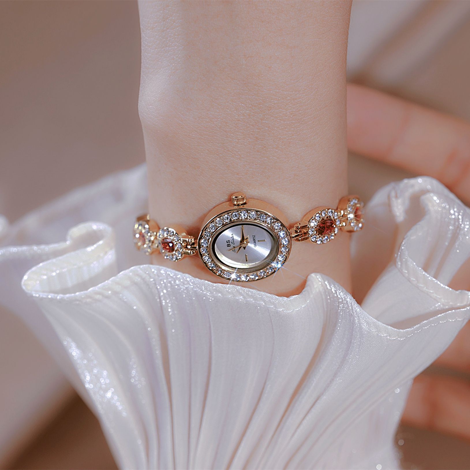 UTHAI nouvelles femmes chaîne  - Minimalist Thin Watch avis et prix